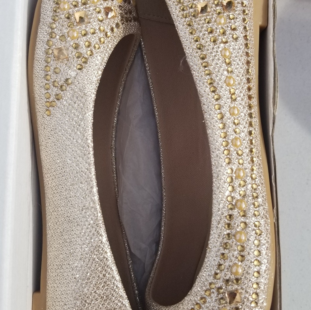 Flat shoes/slip on